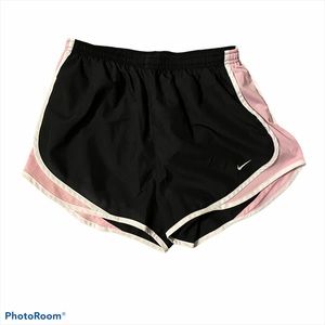 Nike tempo running shorts size medium